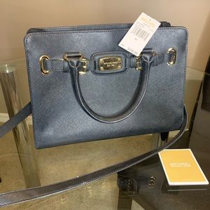 Michael kors new bag never used